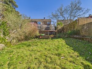 Rear elevation - click for photo gallery